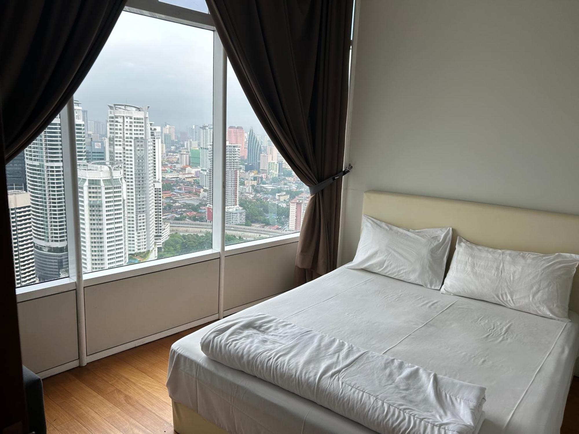 Pangsapuri Suria Klcc 2 Bedroom